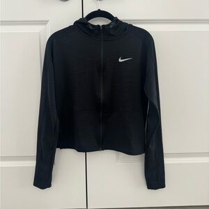 Nike dri-fit lightweight jacket